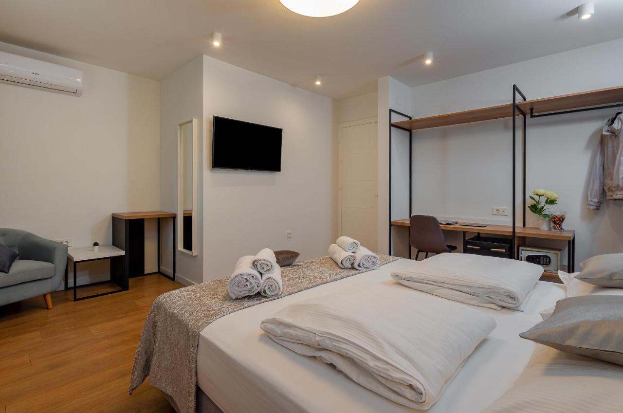 Seven Seas Residence Сплит Екстериор снимка