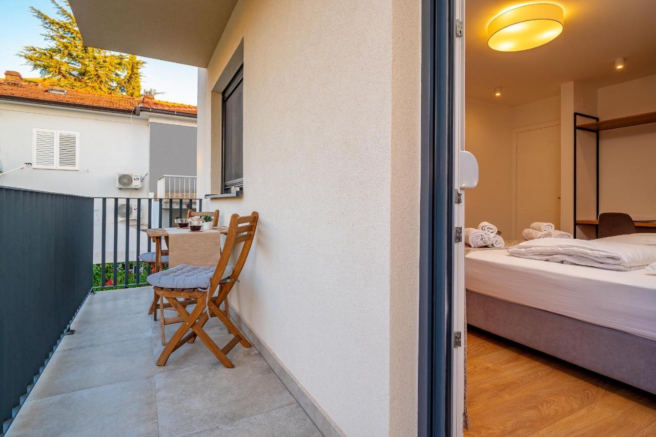 Seven Seas Residence Сплит Екстериор снимка